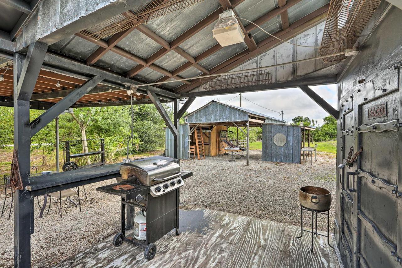 Authentic Clewiston Home With Outdoor Game Room Екстер'єр фото